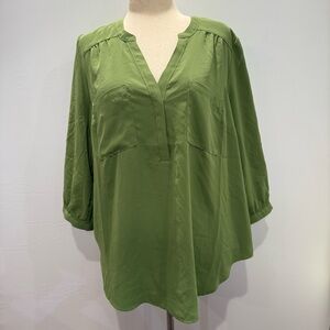 Torrid  Harper Studio Crepe De Chine 2/3 Sleeves Blouse Jade